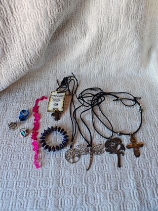 Pack 10 bisutería collares anillos pulsera amuleto