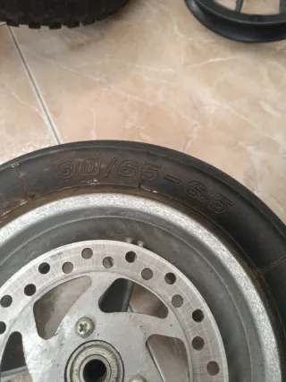 Ruedas y Llantas Pocket (Set 4)