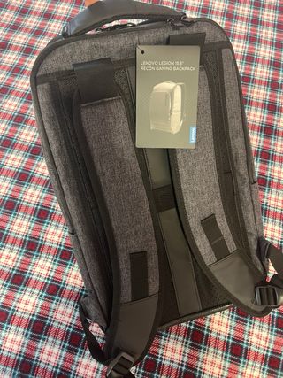 Mochila Lenovo Legion Negra y Gris