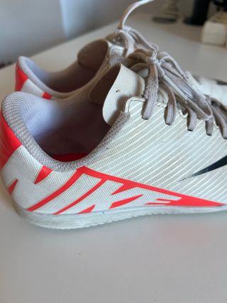 Nike Mercurial Zoom Vapor 15 Academy Ic talla 36.5