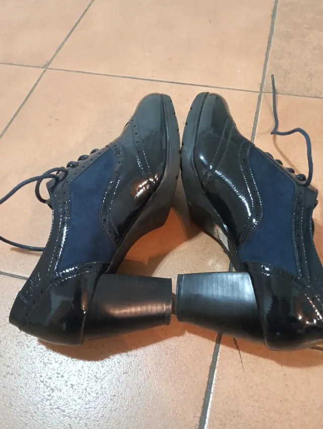 Zapatos tacón azul marino T38