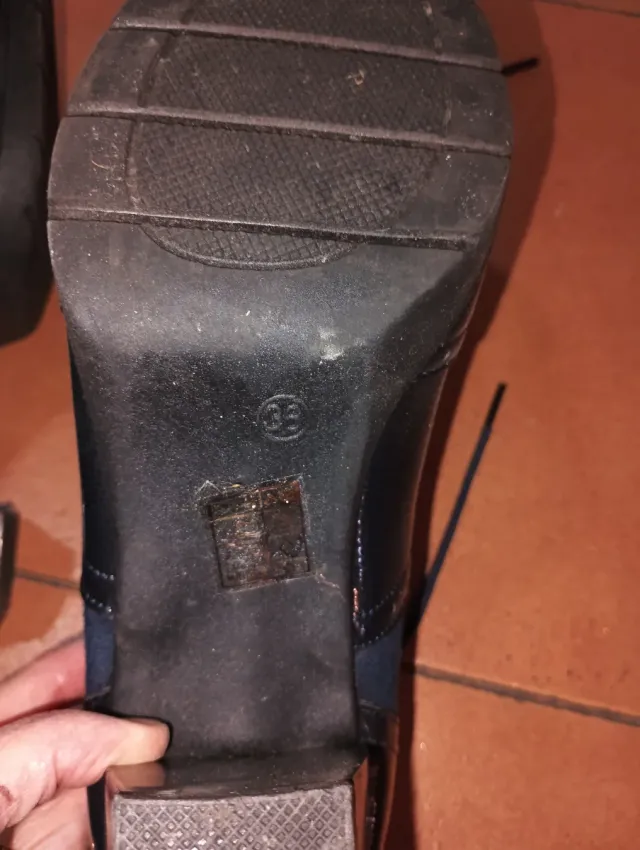 Zapatos tacón azul marino T38