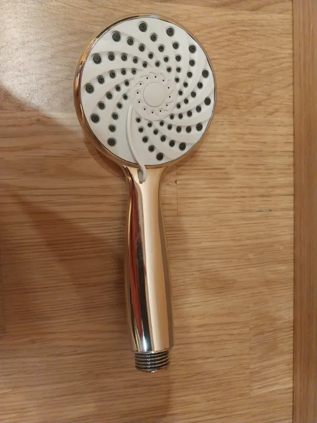 Alcachofa Ducha Dorada y Blanca