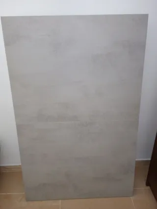 Mesa de salón piedra y madera