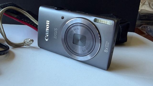 Cámara Canon IXUS 8x Zoom Óptico sin caja