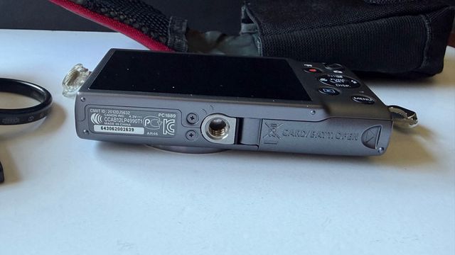 Cámara Canon IXUS 8x Zoom Óptico sin caja