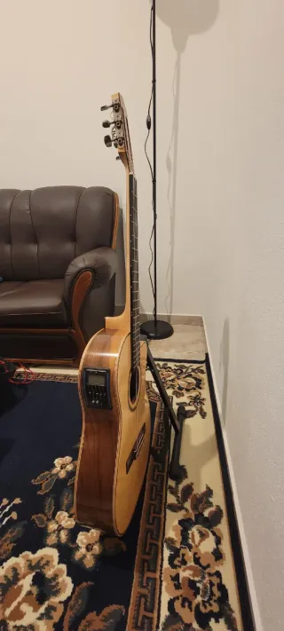 Guitarra EletroAcústica Artesanal