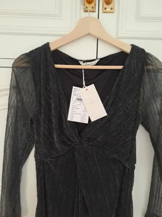 Vestido fiesta negro plateado.