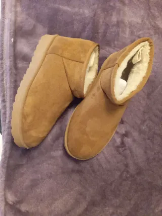 Botas marrones de ante con forro interior