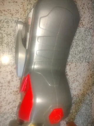 Moto correpasillos roja