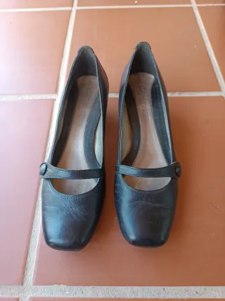 Zapatos Clarks Negros Talla 38