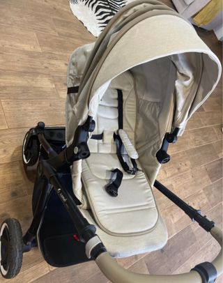 Carro de bebé Jane color beige capazo y silla