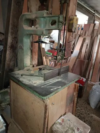 Sierra de cinta ebanistería fundición