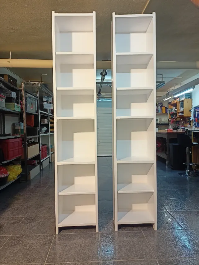 Estanterías de pino macizo blancas