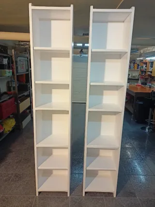 Estanterías de pino macizo blancas