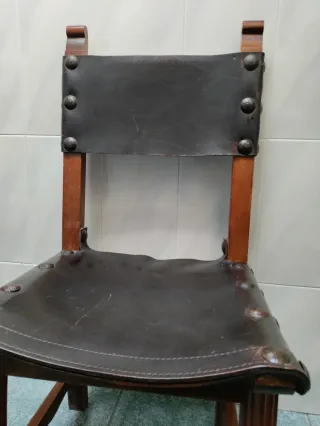 4 Sillas Siglo XX Piel y Madera