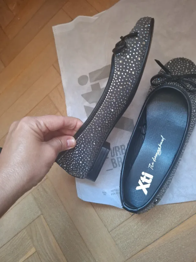 Manoletinas XTI Talla 38 Brillantes