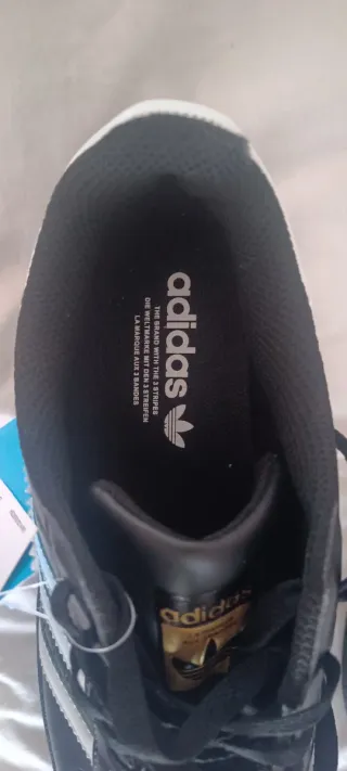 Adidas Superstar Talla 42 Negras Blancas