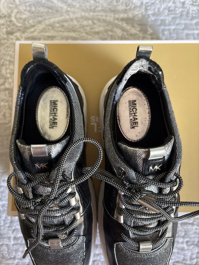 Deportivas Michael Kors Cosmo Trainer Negro/Plata