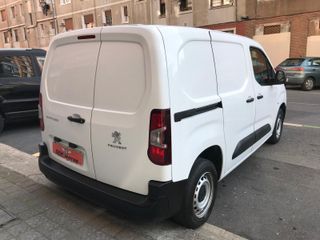 Peugeot Partner 2021