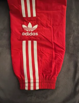 Pantalón Adidas Rojo