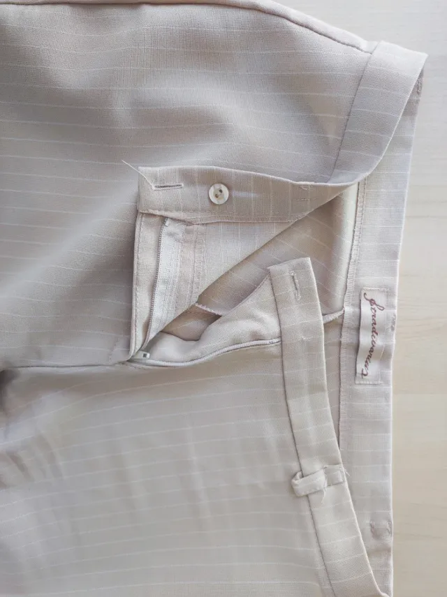 Pantalón vestir beige