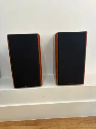 Altavoces pasivos madera y negro Perfecto estado