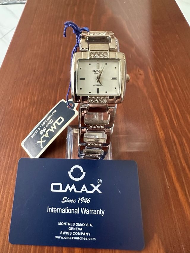 Reloj Omax Mujer Dorado y Plateado