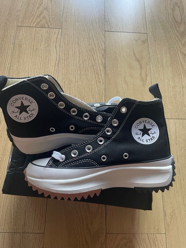Converse Run Star Hike negras y blancas