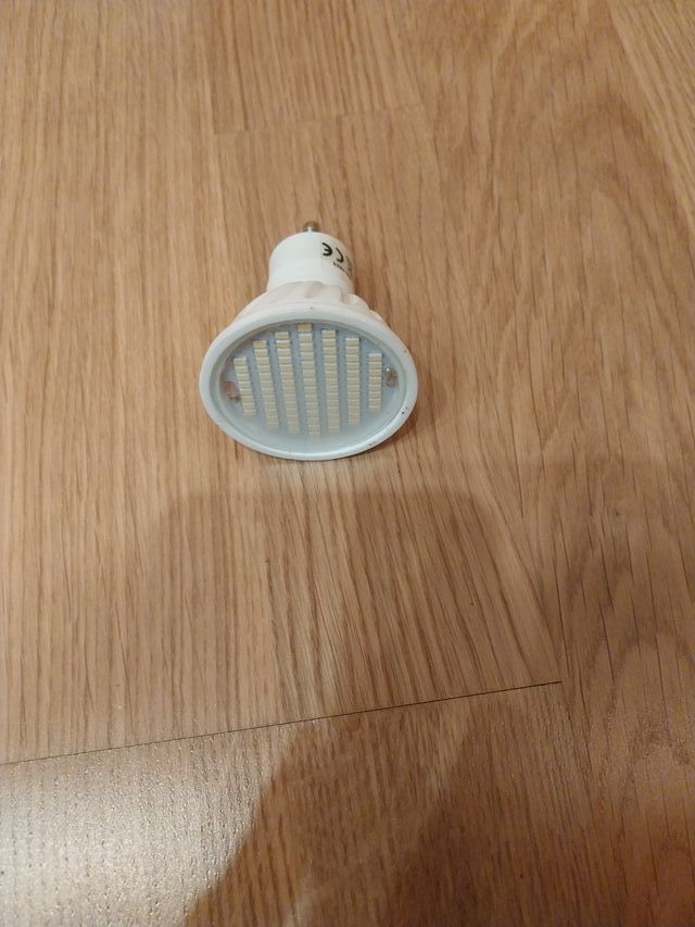 Bombilla LED GU10 5W 3000K Cálida