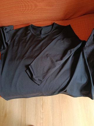 Camiseta manga larga negra
