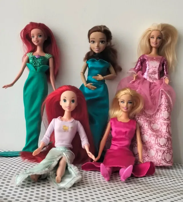 Mis muñecas favoritas.