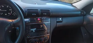 Mercedes-Benz Clase C 2005