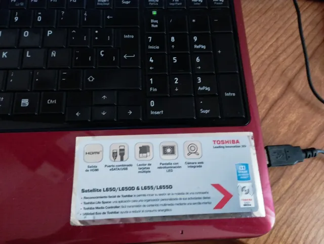 Portátil Toshiba Satellite L 655- 1 JV Granate