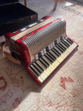 Acordeón Horner Organola con estuche original