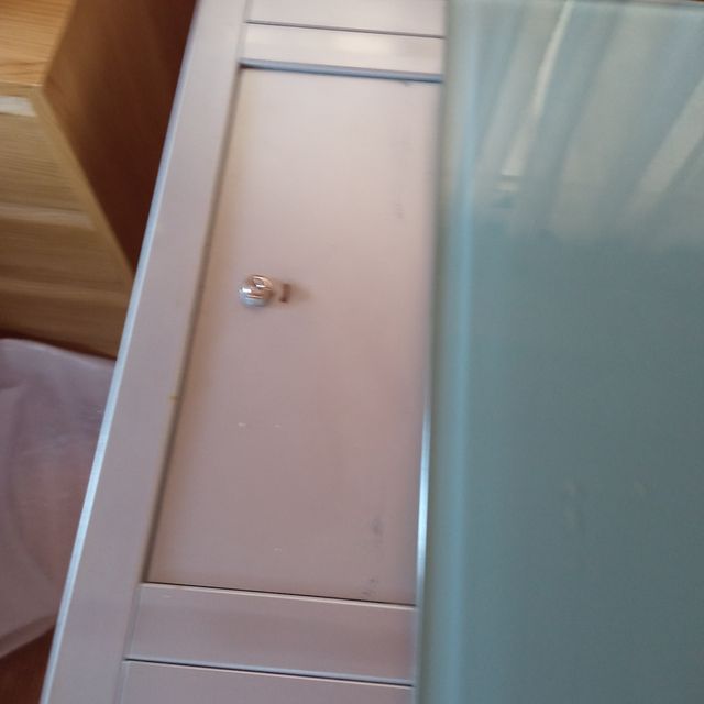 Mesa comedor cristal y madera pequeñas dimensiones