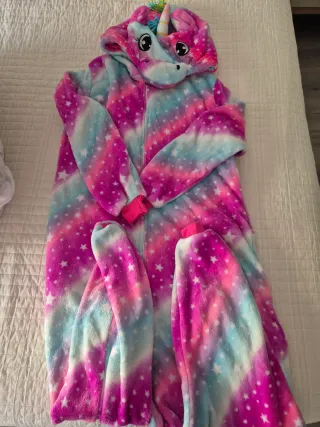 Pijama Unicornio Talla M, paracaídas 150 a 160 cm