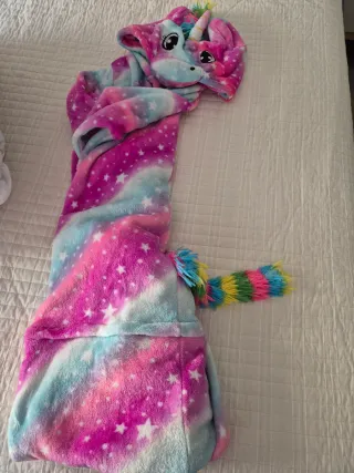 Pijama Unicornio Talla M, paracaídas 150 a 160 cm