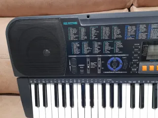 Teclado Casio CTK-611. Venta en persona