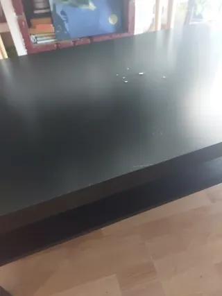 Mesa de centro negra de madera