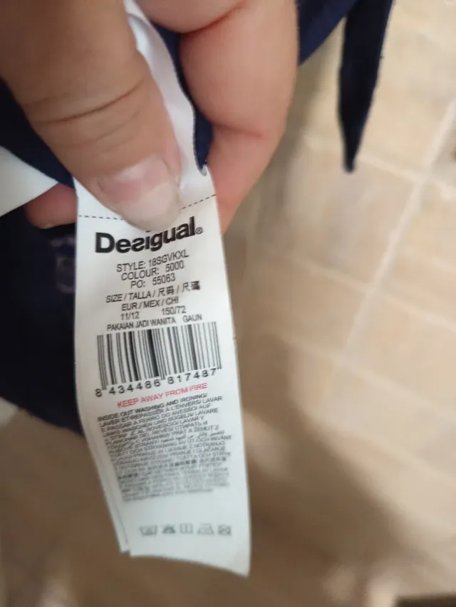 Vestido Desigual patchwork Talla 11/12 años.