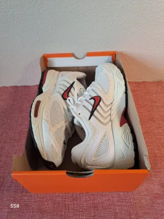 NIKE PEGASUS 2005 T42