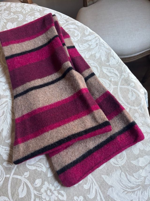 Conjunto bufanda y gorro a rayas