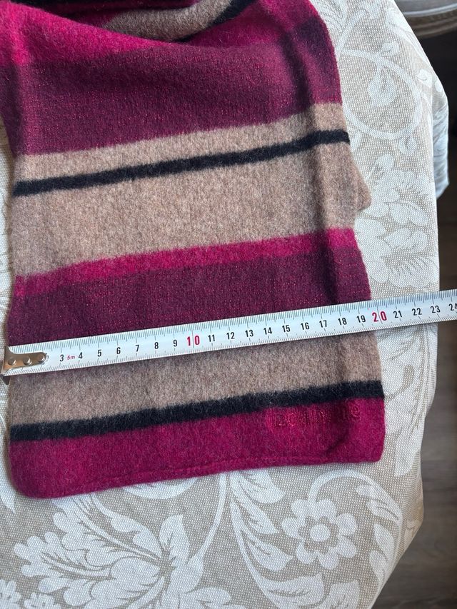 Conjunto bufanda y gorro a rayas