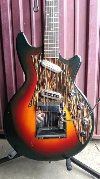 Framus Strato Guitarra Eléctrica Años 60