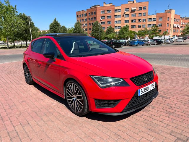 SEAT Leon CUPRA 2.0 TSI DSG 290 CV 5 PUERTAS