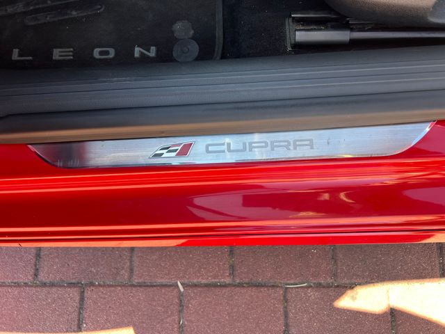 SEAT Leon CUPRA 2.0 TSI DSG 290 CV 5 PUERTAS
