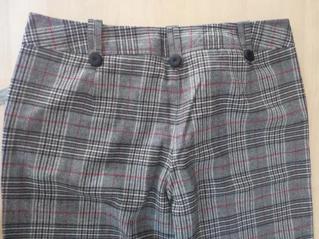 Pantalón de vestir gris a cuadros