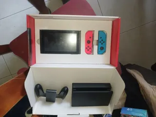 Nintendo Switch OLED Roja
