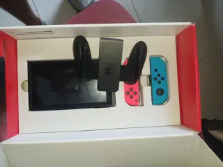 Nintendo Switch OLED Roja
